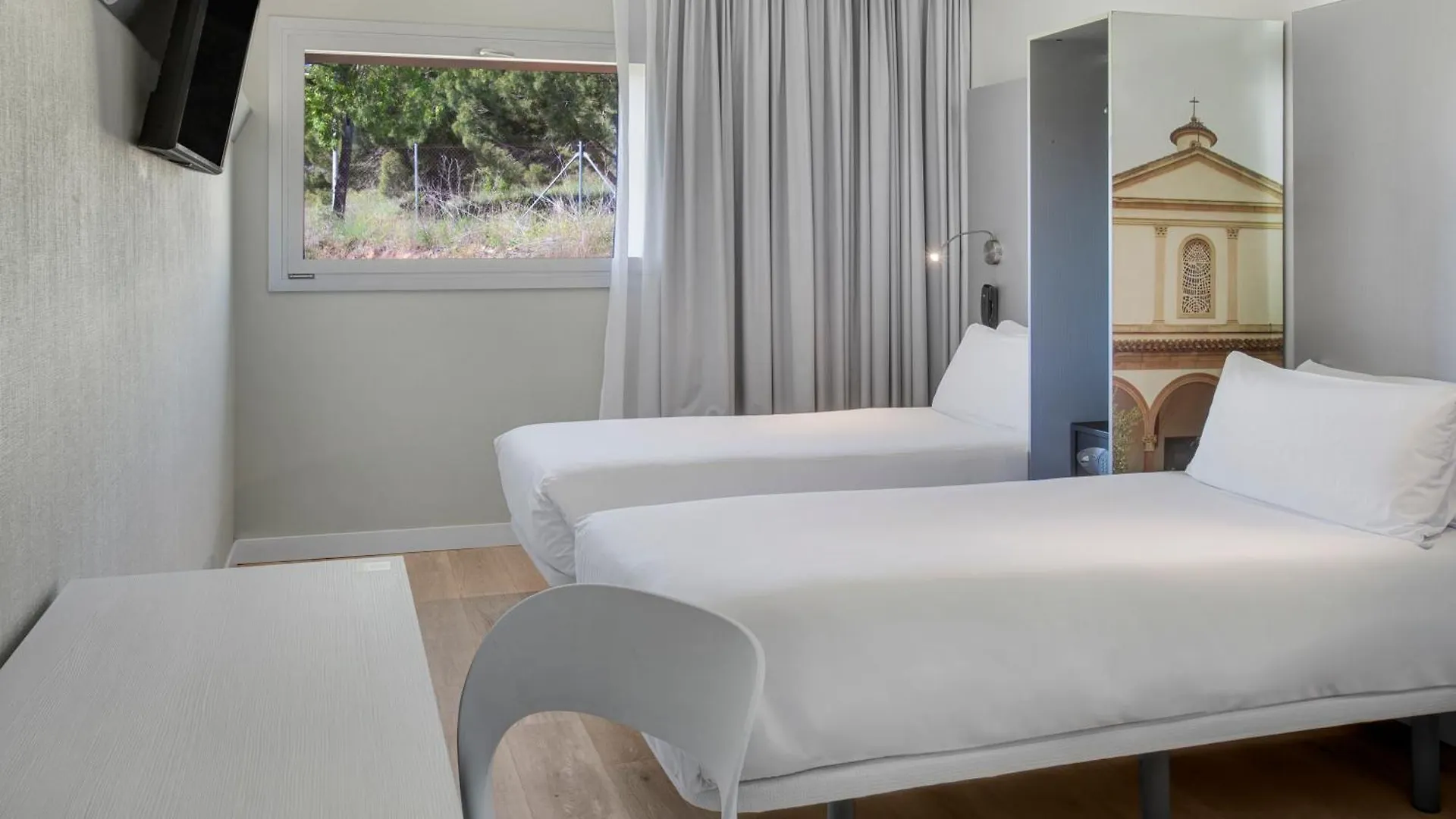 B&B Hotel Figueres Figueres  0*, Figueres (Girona)